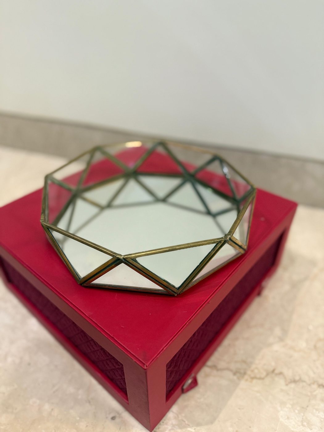 Navratna Facet Tray